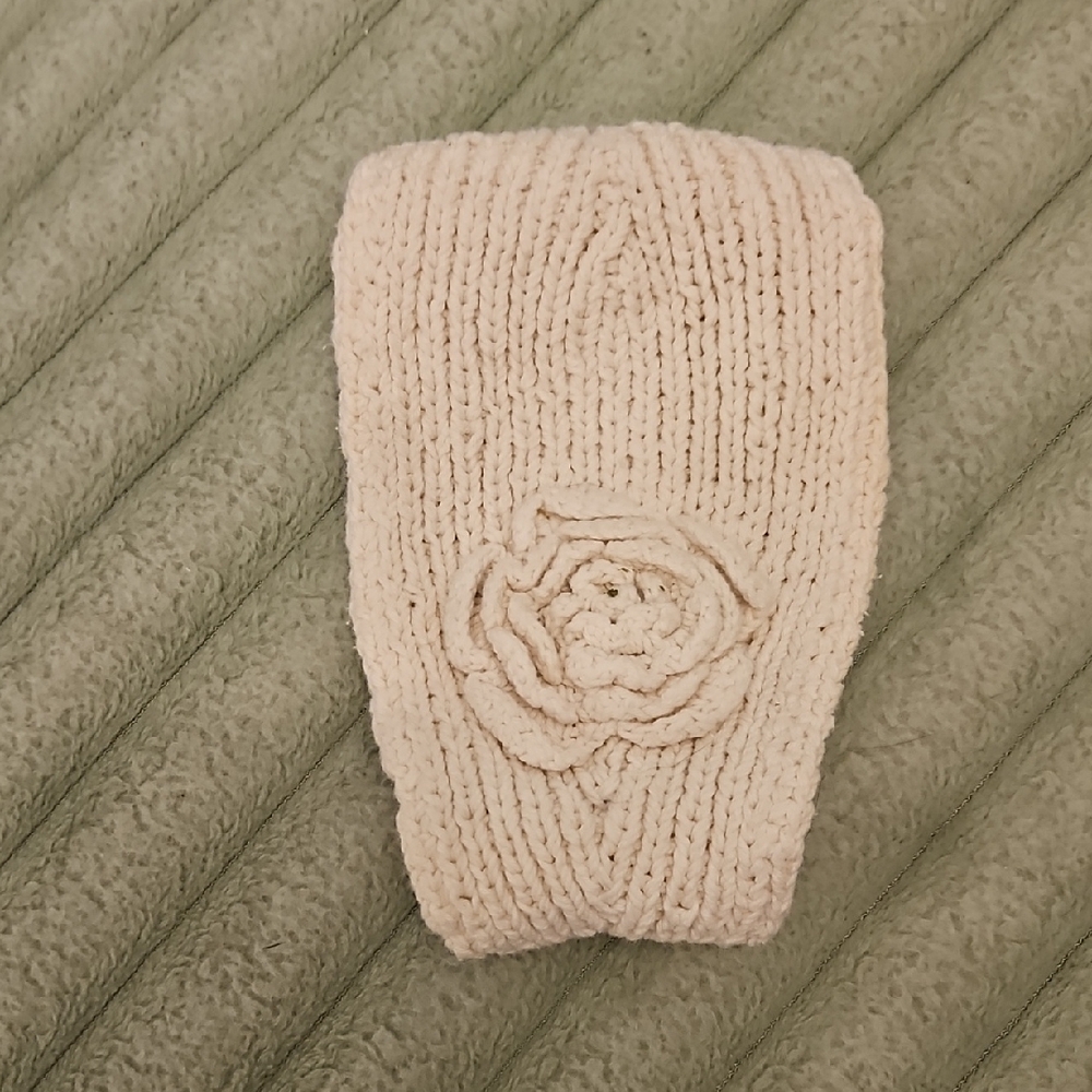 Chic Knit Headband with Floral Accent